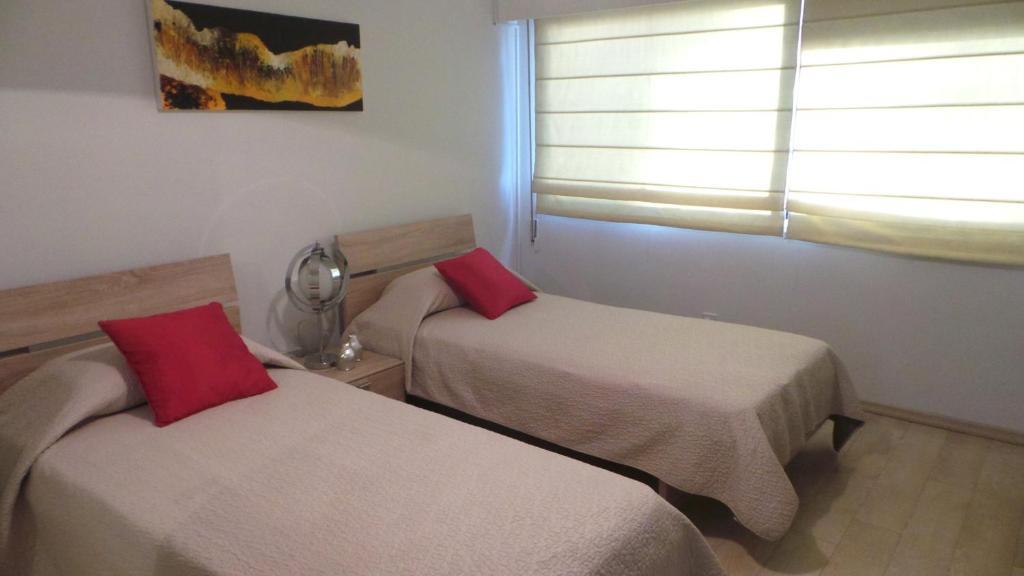 River Beach Apartments Limassol Room photo