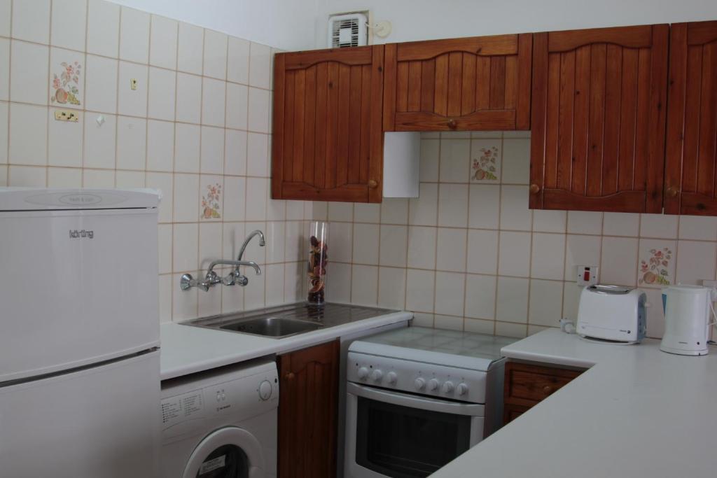 River Beach Apartments Limassol Room photo