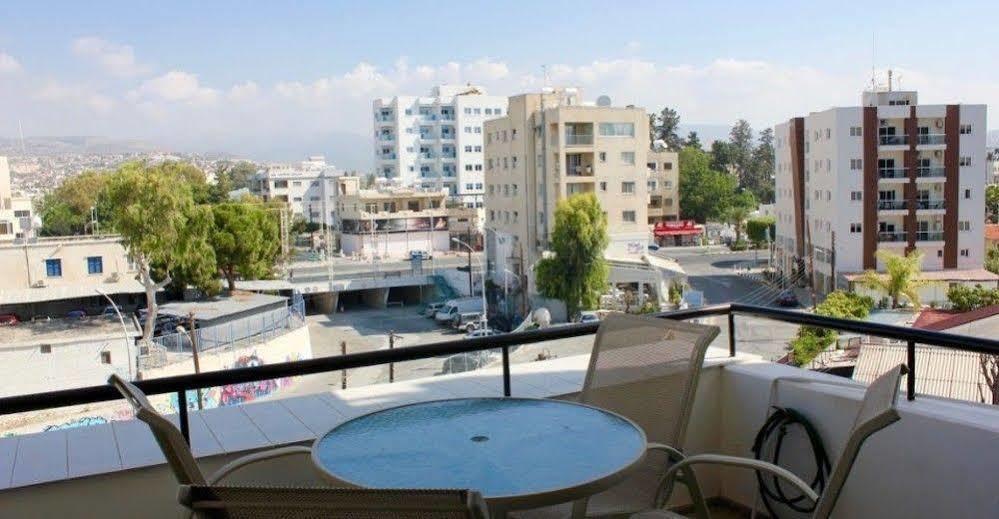 River Beach Apartments Limassol Exterior photo